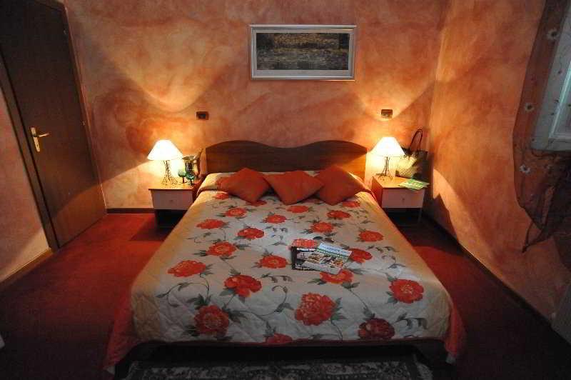 מונטה קטיני טרמה Hotel Buenos Aires מראה חיצוני תמונה